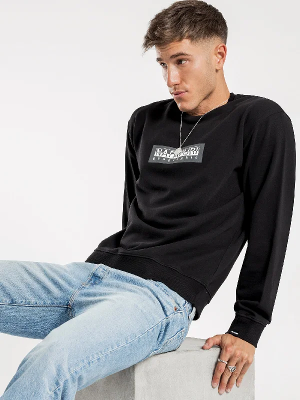 Box C 1 Jumper in Black