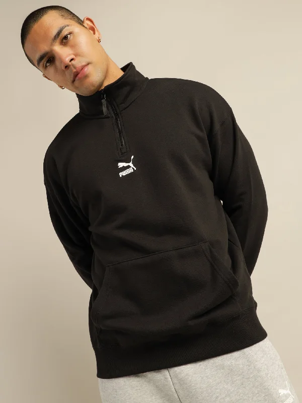 Classic Half Zip Sweatshirt in Black