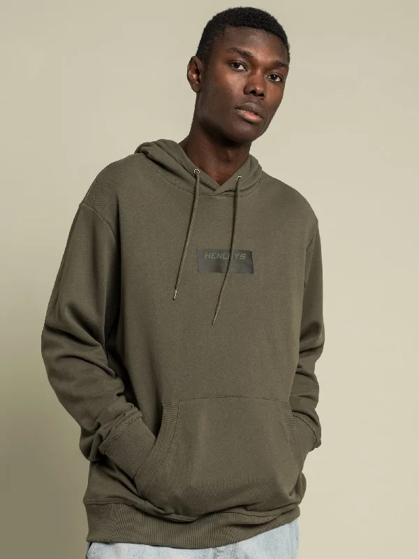 Quiver Hooded Sweater in Army