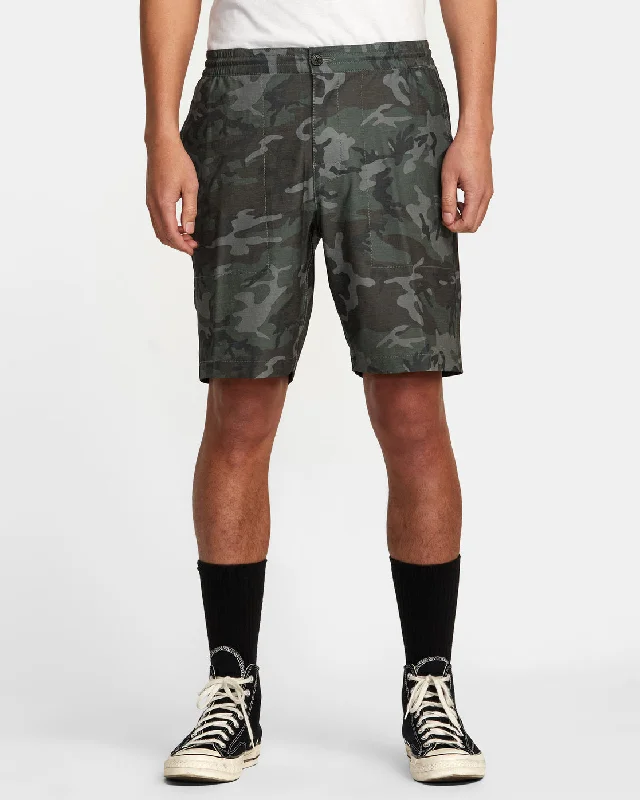 Men's pleated front twill shorts for a classic and sophisticated appearance All Time Hemp Hybrid 19" Shorts - Camo Men's pleated front twill shorts for a classic and sophisticated appearance All Time Hemp Hybrid 19" Shorts - Camo